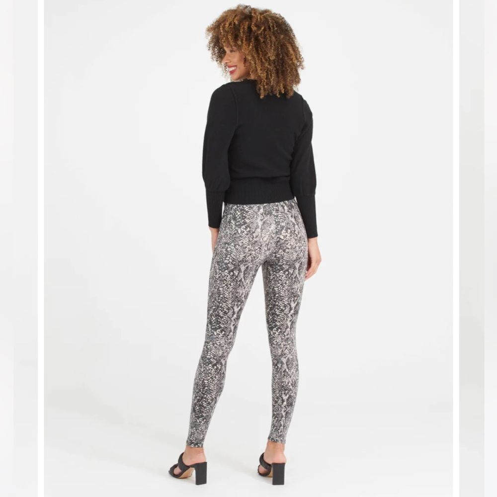 NWOT SPANX Faux Leather Snake Shine Leggings